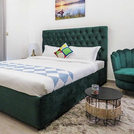 Oyo 860 Studio Apartment, Maya Tower 4, Jumeirah Village Triangle Dubai Dış mekan fotoğraf