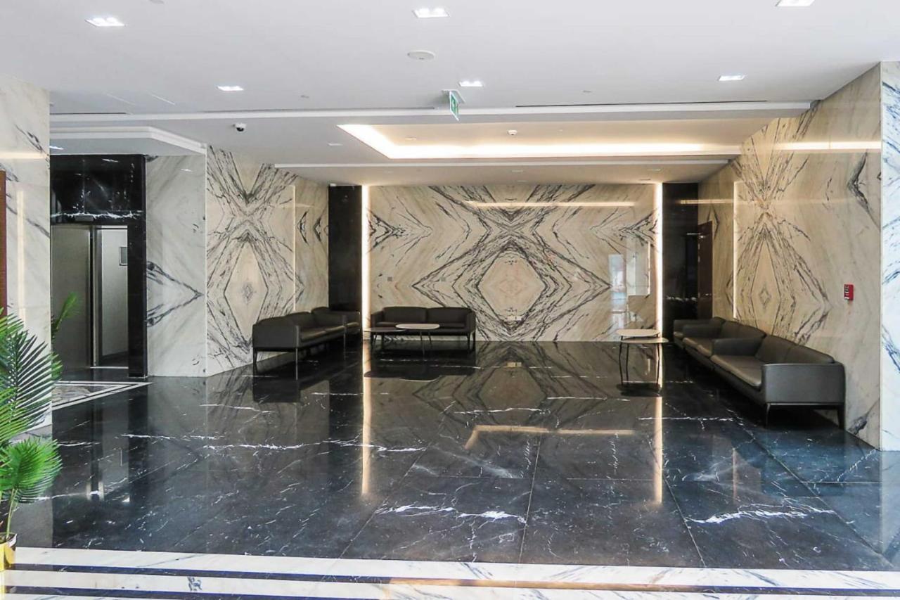 Oyo 860 Studio Apartment, Maya Tower 4, Jumeirah Village Triangle Dubai Dış mekan fotoğraf